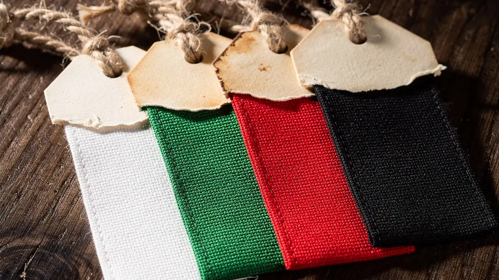 Sistema de etiquetado por colores del jamón ibérico mostrando las diferentes calidades