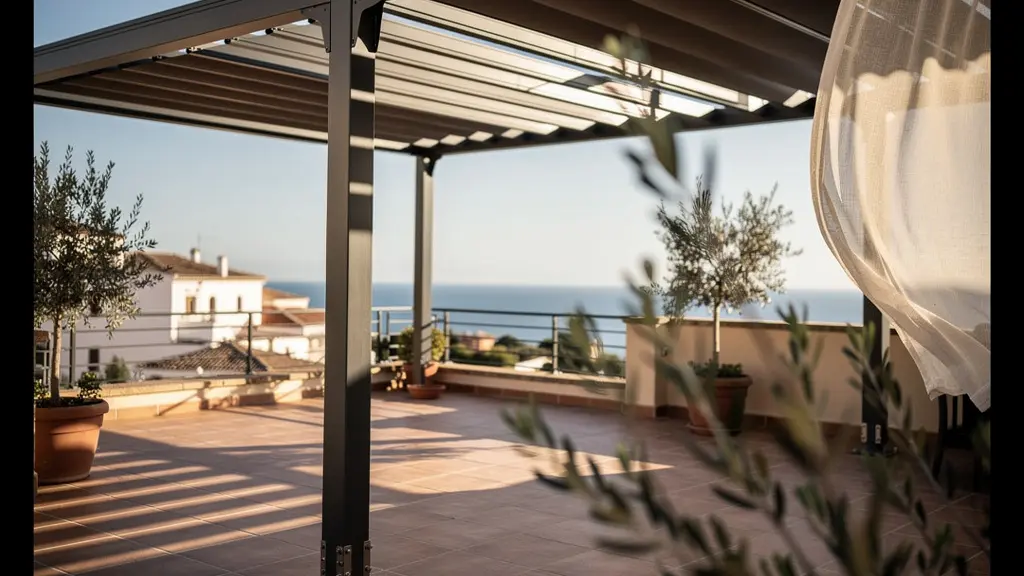Pérgola bioclimática moderna resistiendo viento en terraza mediterránea